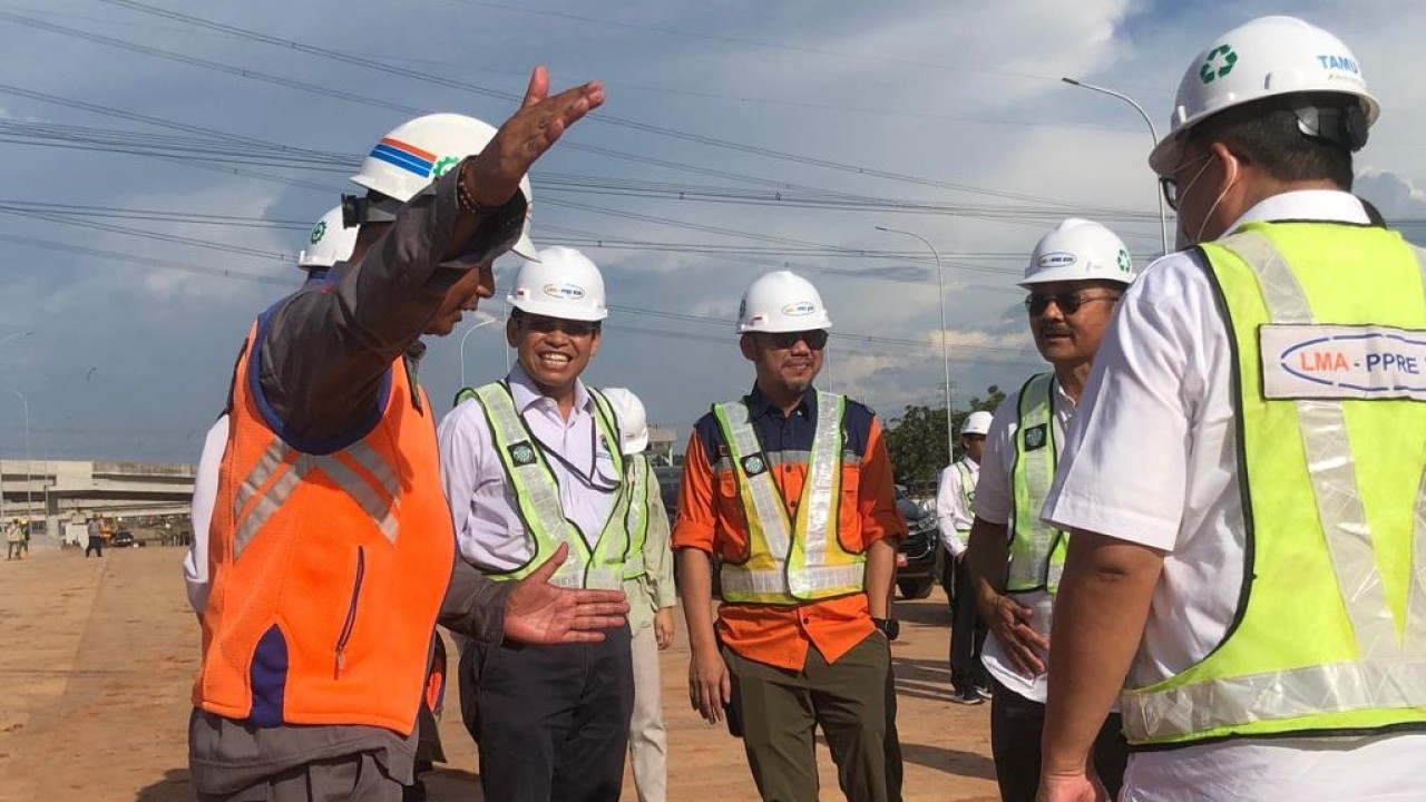 Kantor Badan Pertanahan Nasional (BPN) Kota Depok bersama Kementrian Koordinator Maritim dan Investasi (Kemenko Marves) meninjau Program Strategis Nasional (PSN) Jalan Tol Ruas Cinere-Jagorawi (Cijago) yang sudah mencapai progresnya sekitar 98,89 persen. (Istimewa)
