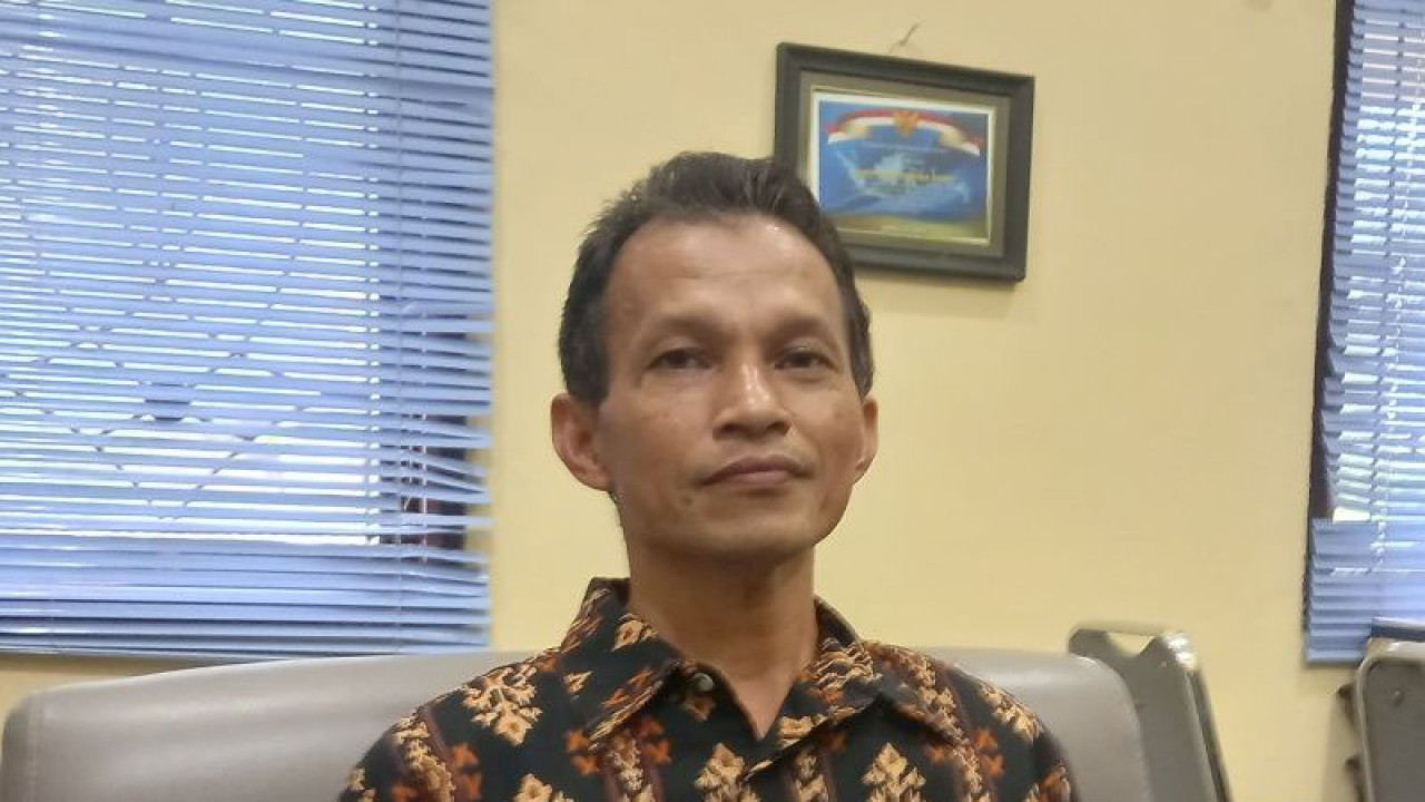 Kepala Dinas Kooperasi UKM dan Perindustrian kabupaten Banka Barat Aidi. (ANTARA/ Donatus Dasapurna)