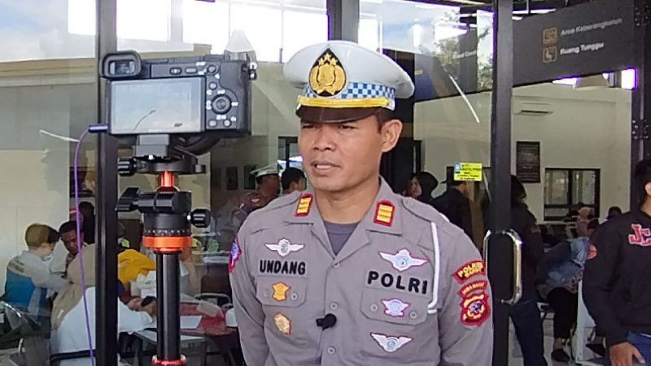 Kepala Satuan Lalu Lintas Polres Garut AKP Undang Syarif Hidayat. (ANTARA/Feri Purnama)