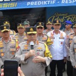 Wakapolri tinjau arus mudik di Pelabuhan Merak Banten-1681898221