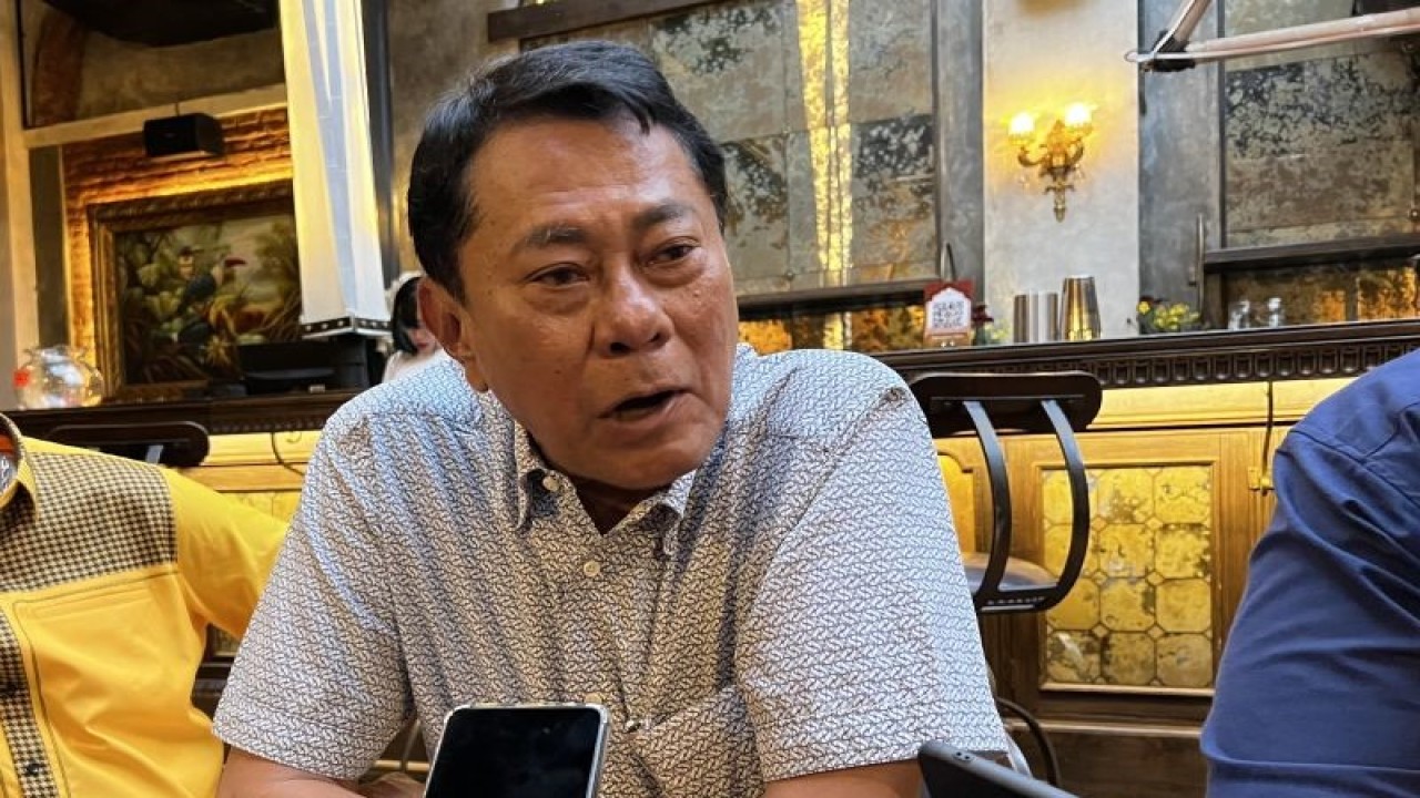 Wakil Bendahara PMI Jacobus Dwihartanto. (ANTARA/Wisnu Adhi)