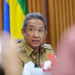 Wali Kota Bandung Yana Mulyana memberikan keterangan di Balai Kota Bandung, Senin (3/4/2023). (ANTARA/Istimewa)-1680578933