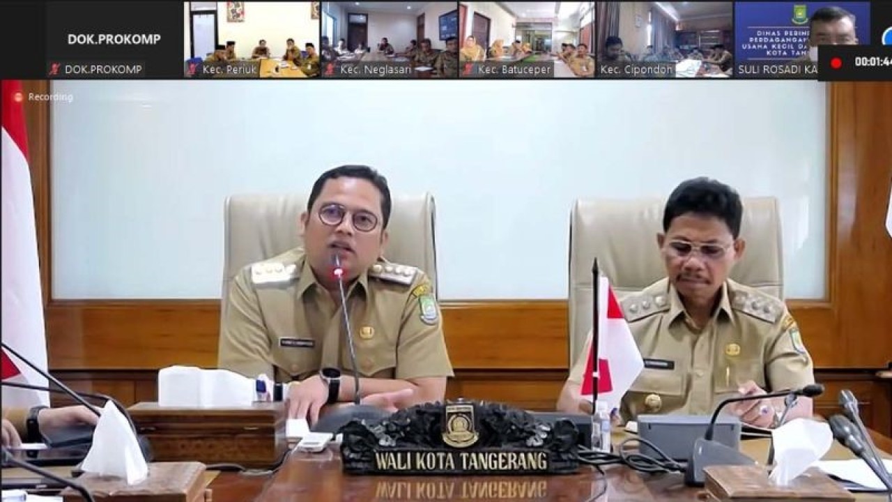 Wali Kota Tangerang Arief R Wismansyah (kiri) dan Wakil Wali Kota Tangerang Sachrudin (kanan). FOTO ANTARA/dok.