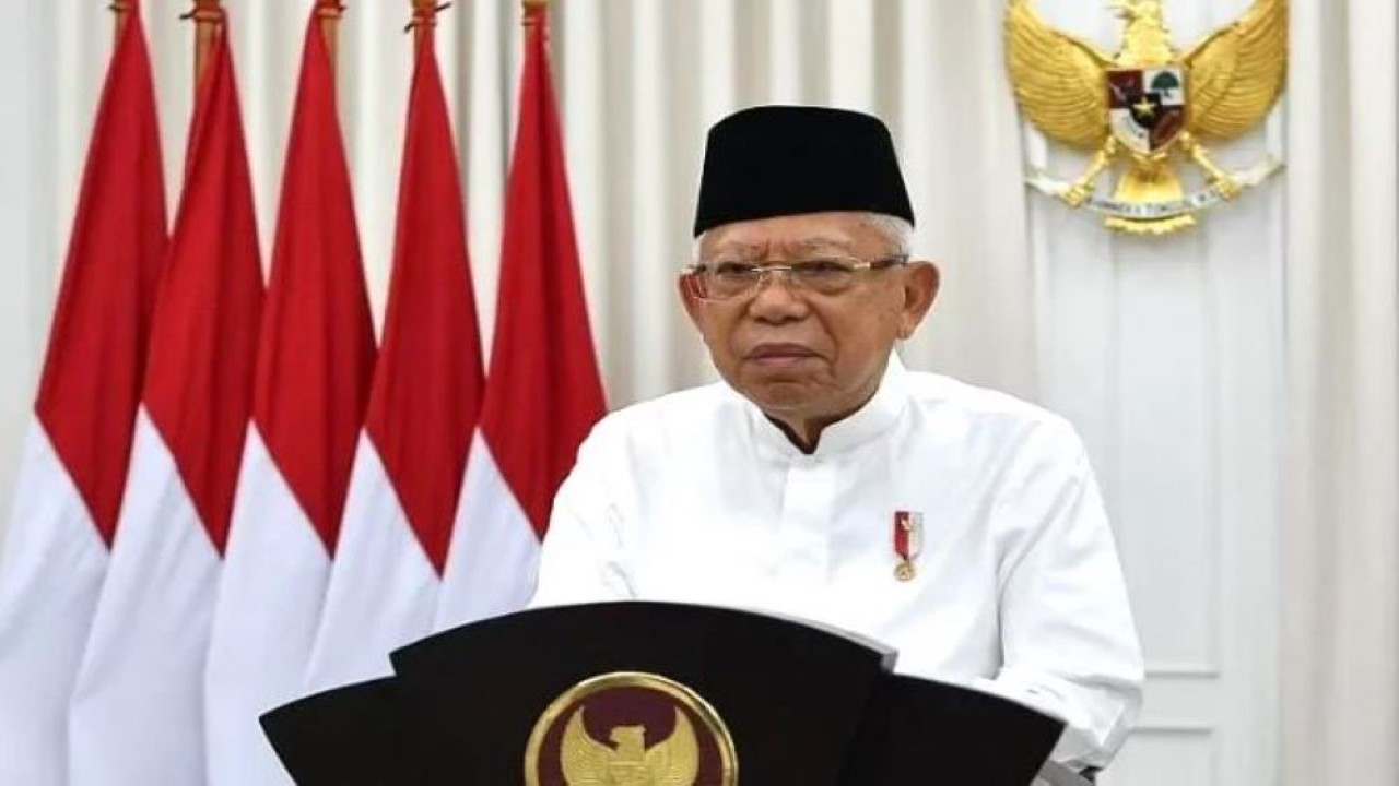 Wapres KH Ma'ruf Amin dalam sambutannya yang disampaikan melalui konferensi video pada acara Peringatan Nuzulul Qur'an, 17 Ramadan 1444 H atau bertepatan dengan Jumat (7/4/2023) malam. (DAS/RJP - BPMI Setwapres)