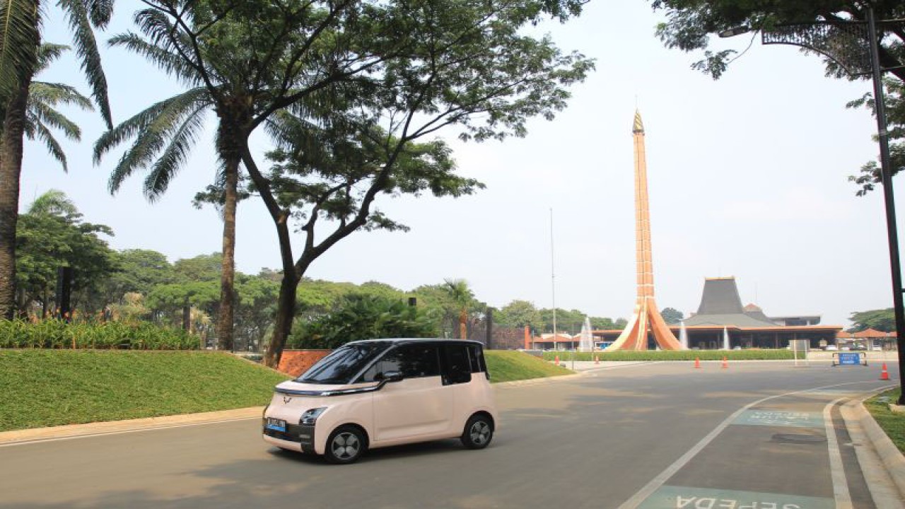 Wuling Air Ev. (ANTARA/Chairul Rohman)