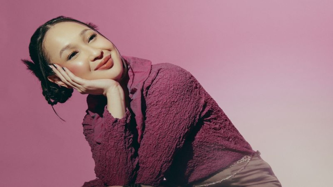 Musisi muda Agatha Pricilla hadirkan EP Debut bertajuk "Adriana". (ANTARA/HO/Sun Eater)