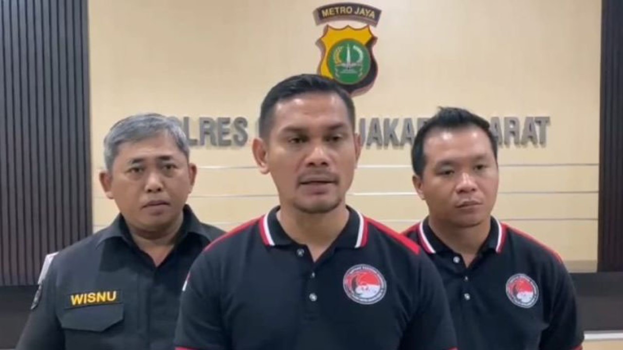 Kasat Narkoba Polres Metro Jakarta Barat, AKBP Akmal dalam jumpa pers di Polres Metro Jakarta Barat, Selasa (2/5/2023). ANTARA/Ho-Humas Polres Jakbar