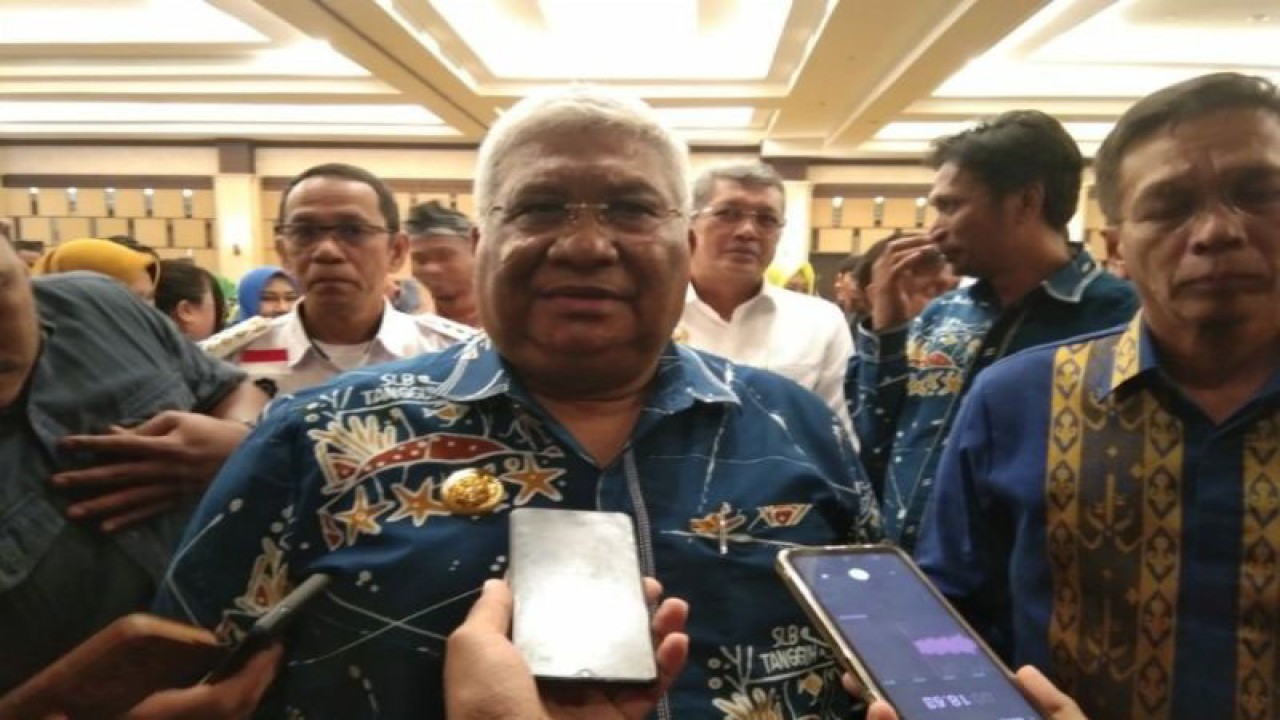 Gubernur Sulawesi Tenggara Ali Mazi (ANTARA/Harianto)