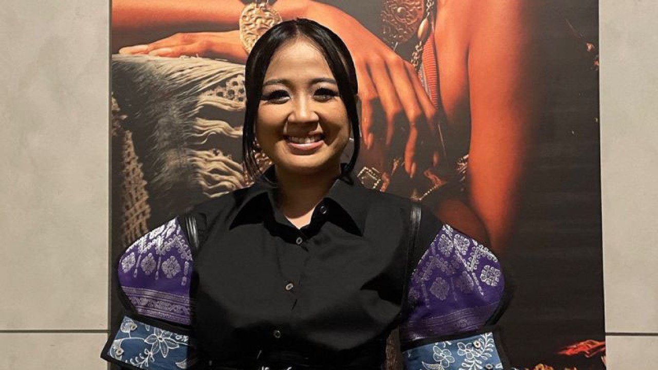 Astrid Basjar saat dijumpai usai tampil dalam acara FOMO (Find Our Music On) di Kopi Bajawa NTT Kemang, Jakarta Selatan, Minggu (21/5/2023) (ANTARA/Lifia Mawaddah Putri)