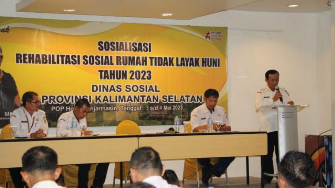 Dinsos Kalsel saat sosialisasi program rehabilitasi sosial rumah tidak layak huni untuk kabupaten/kota pada 2023 di Banjarmasin, Rabu. (ANTARA/HO-MC Kalsel)