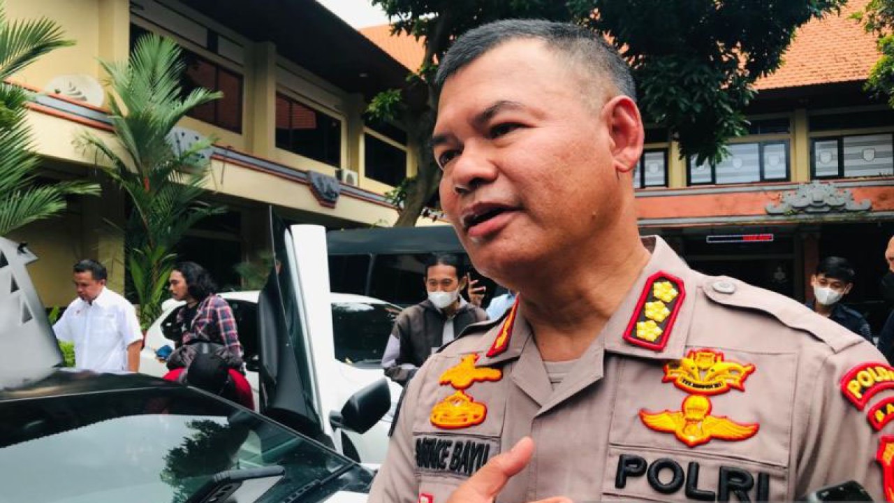 Kepala Bidang Hubungan Masyarakat Kepolisan Daerah Bali Komisaris Besar Polisi Stefanus Satake Bayu Setianto. ANTARA/Rolandus Nampu