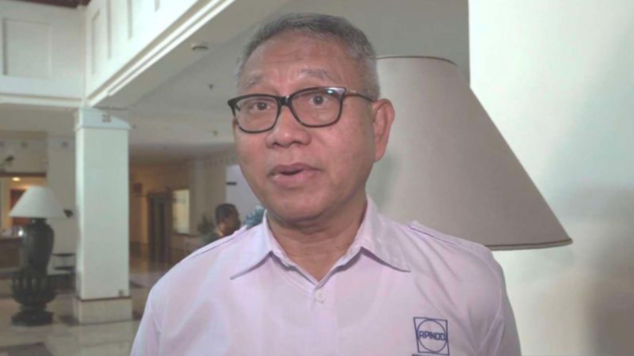 Ketua Asosiasi Pengusaha Indonesia Kabupaten Bekasi, Jawa Barat Sutomo. (ANTARA/Pradita Kurniawan Syah).