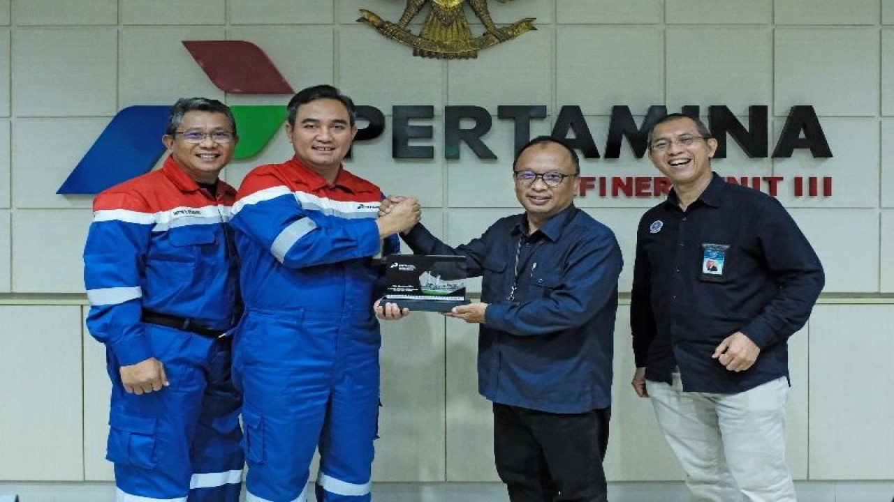 Badan Pengatur Hilir Minyak dan Gas Bumi (BPH Migas) memastikan rantai pasok Bahan Bakar Minyak (BBM) dan LPG di regional Sumatra Bagian Selatan (Sumbagsel) dalam keadaan aman. (ANTARA/HO/Ist)