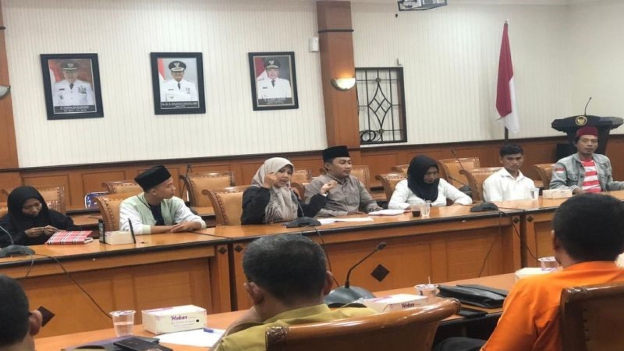 Rapat koordinasi evaluasi pelaksaan program PKH dan BPNT di Kabupaten Sampang, Jawa Timur (FOTO ANTARA/HO-Kominfo Sampang)