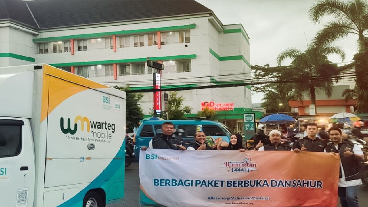 BSI Maslahat yang merupakan mitra stretegis PT Bank Syariah Indonesia Tbk (BSI) melaksanakan berbagai program Ramadhan 1444 H senilai total Rp7,9 miliar. ANTARA/HO-BSI Maslahat.