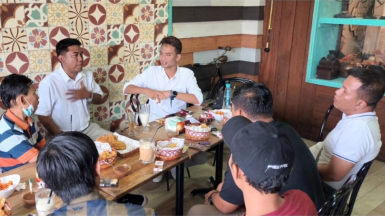 Co Founder Einstein Medical, Antonius Aditya (tengah)