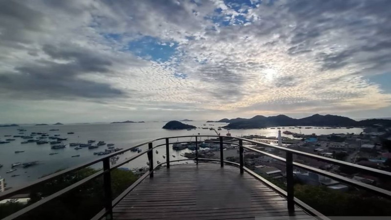 Daerah wisata super premium Labuan Bajo, Kabupaten Manggarai Barat, NTT. (ANTARA/Aloysius Lewokeda)