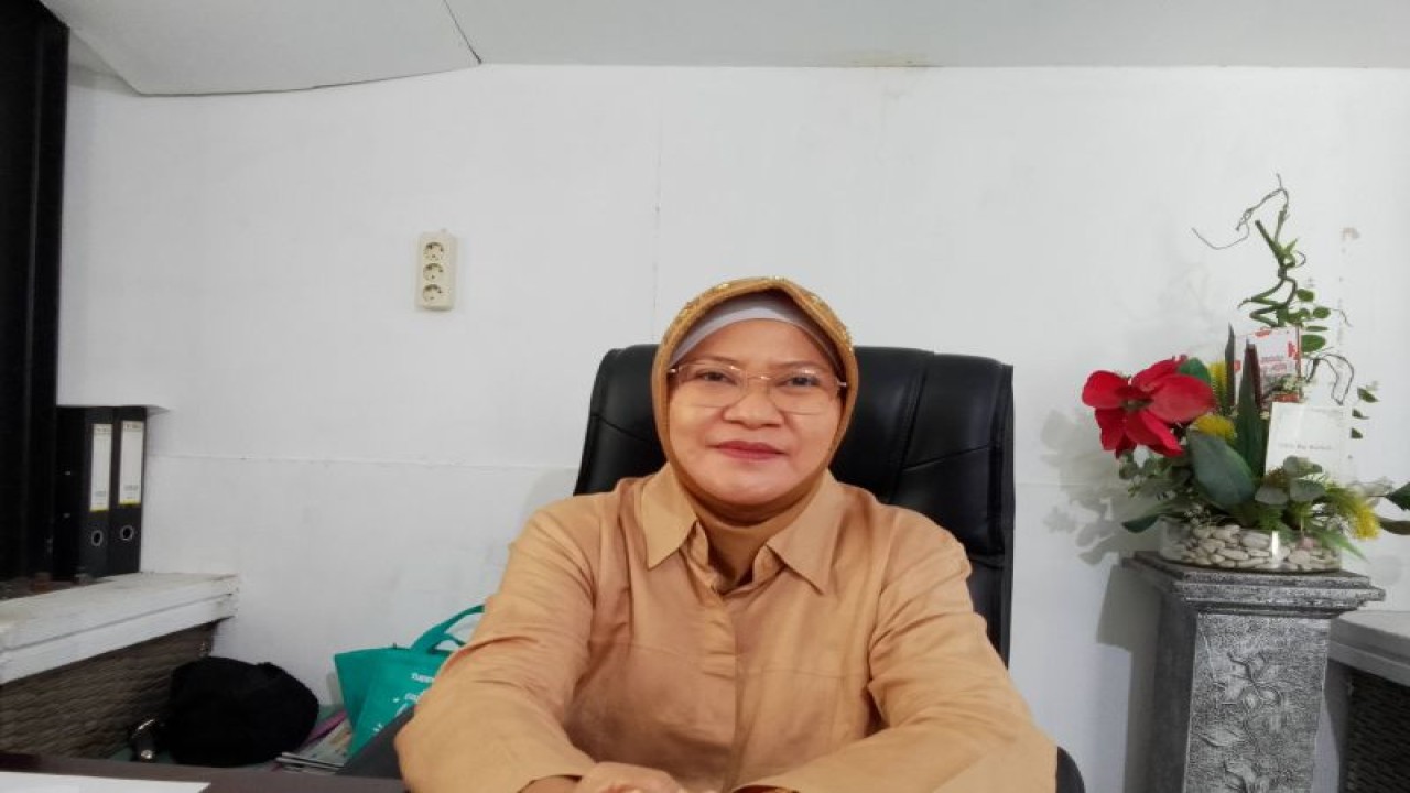 Kepala Bidang Kesehatan Hewan dan Kesehatan Masyarakat Veteriner (Keswan dan Kesmavet) Dinas Perkebunan dan Peternakan Sulteng, Dandy Alfita di Palu, Jumat (26/5/2023). (ANTARA/Nur Amalia Amir)