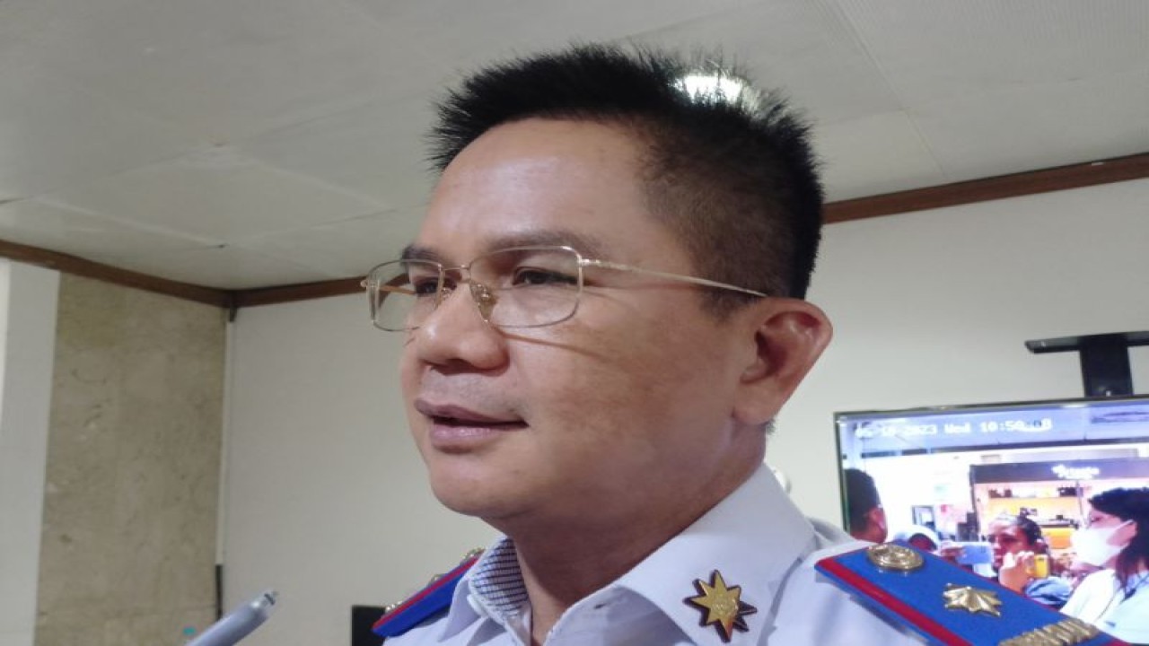 Kepala Dinas Perhubungan DKI Jakarta Syafrin Liputo di Balai Kota DKI, Jakarta Pusat, Rabu (10/5/2023). ANTARA/Siti Nurhaliza