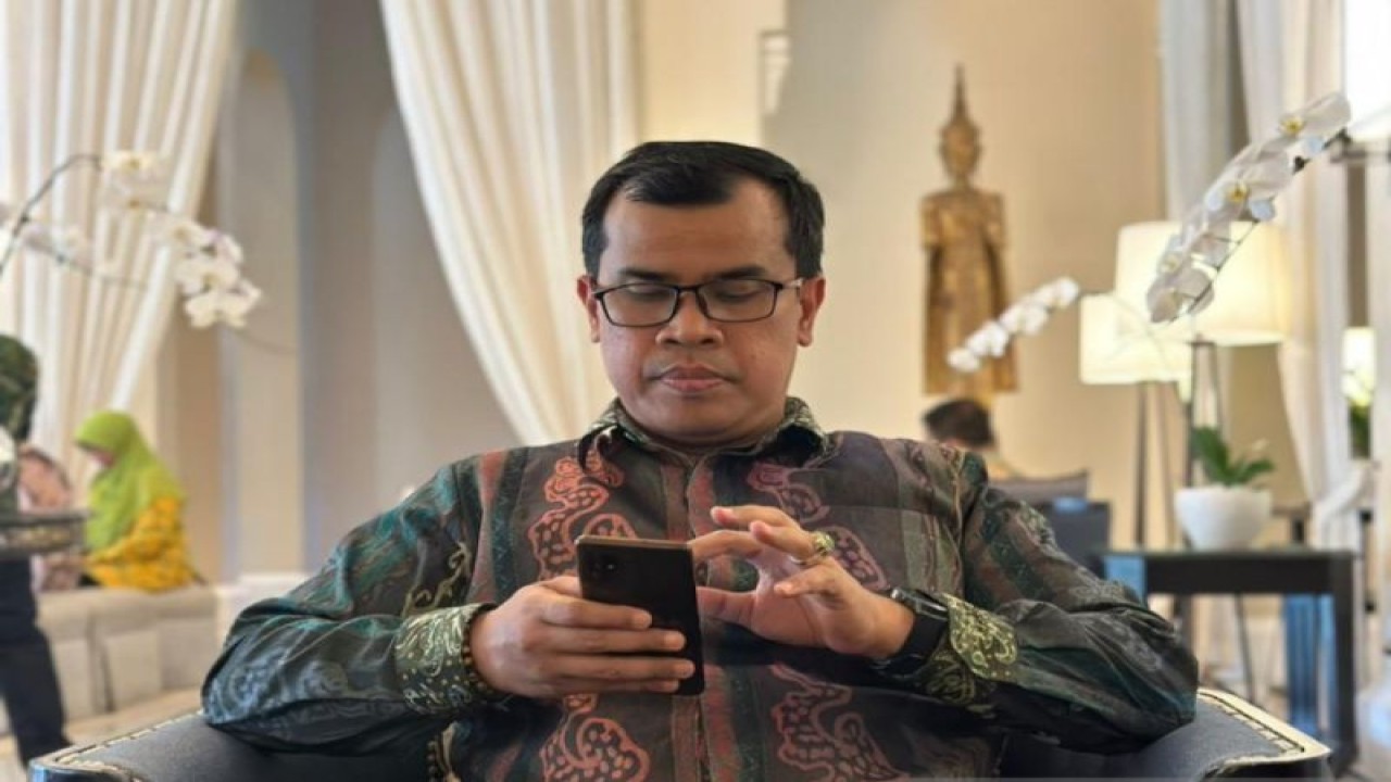 Kepala Biro Pemerintahan Setdaprov Sumbar, Doni Rahmat Samulo. (ANTARA/Miko Elfisha)