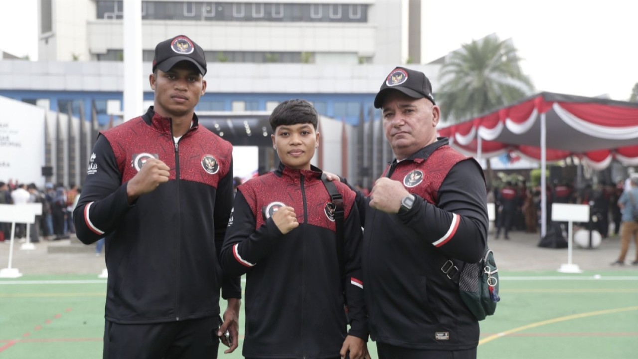 Dua atlet tinju putra dan putri kebanggaan Indonesia