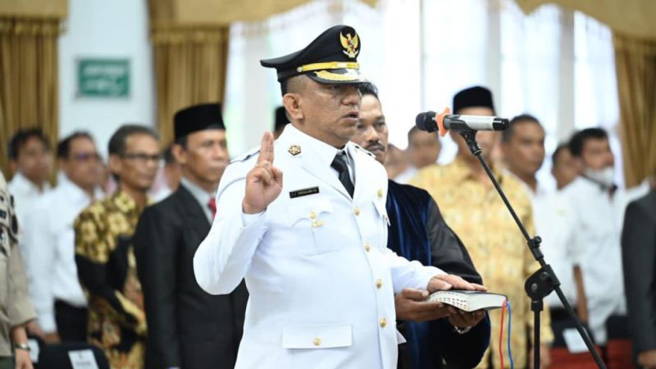 Pj Bupati Mentawai Fernando Jongguran Simanjuntak, SSt. Pi, M.si. (ANTARA/Dok Adpim Sumbar)