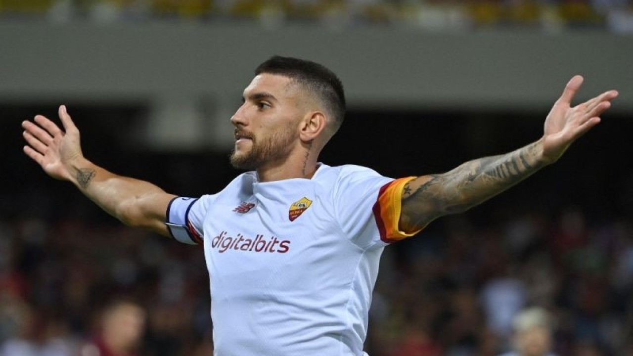 Gelandang AS Roma asal Itali Lorenzo Pellegrini (Photo by Alberto PIZZOLI / AFP) (AFP/ALBERTO PIZZOLI)