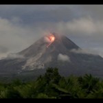 Gunung Merapi luncurkan lava pijar 15 kali pada Selasa pagi-1683002196