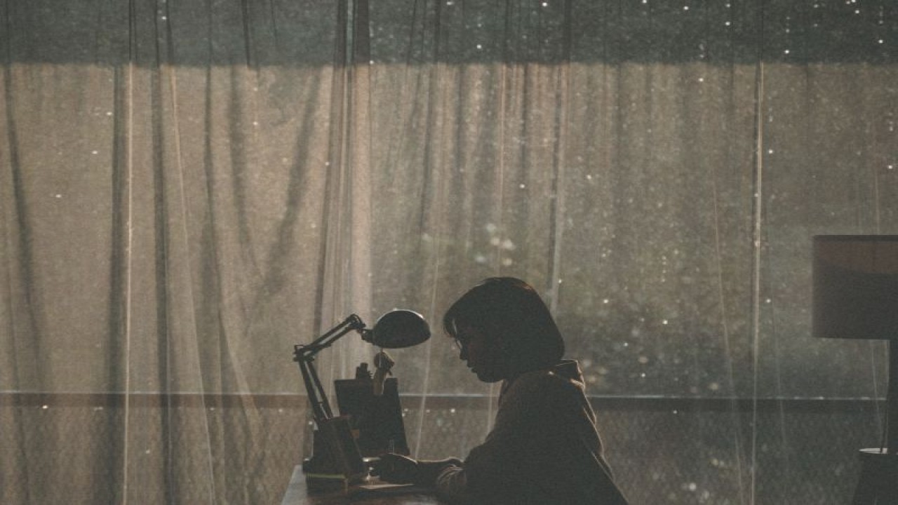 Ilustrasi - Soundtrack film pendek "Dalam Berpisah Kita Bersama" (ANTARA/HO-Istimewa)