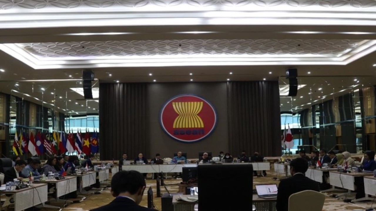 Pertemuan Second Meeting of The ASEAN Senior Economic Officials for The Fifty-Fourth ASEAN Economic Ministers' Meeting (SEOM 2/54) yang berlangsung pada 22–26 Mei 2023 di Jakarta. (ANTARA/Ho/Kementerian Perdagangan/dok.Pri)