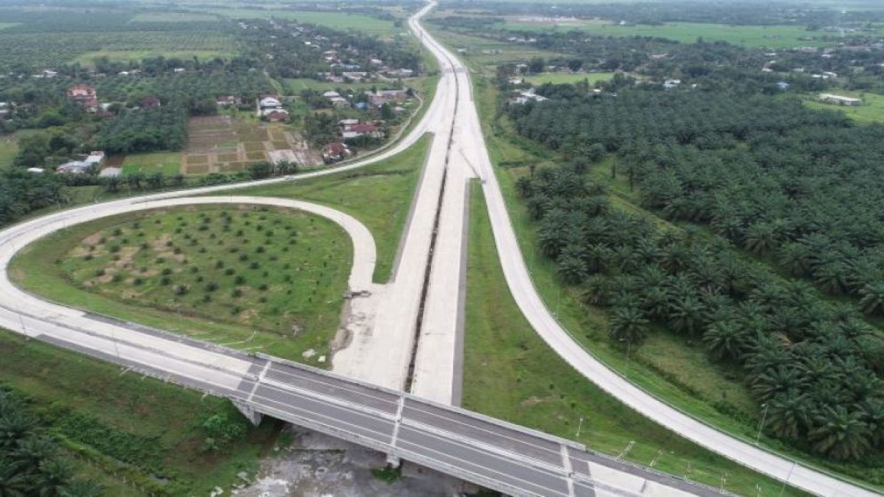 Jalan Tol Medan-Binjai. ANTARA/HO-PT Hutama Karya (Persero)
