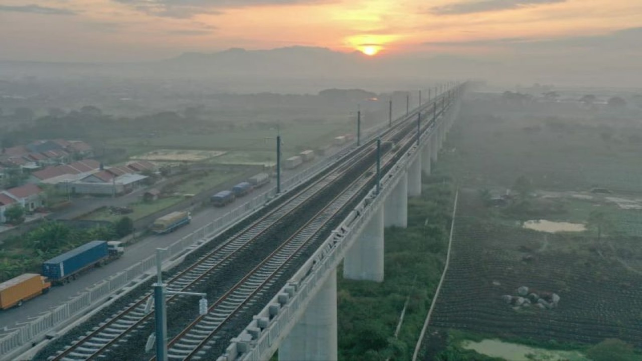 Jalur Kereta Api Cepat Jakarta Bandung (KCJB). ANTARA/HO-KCIC