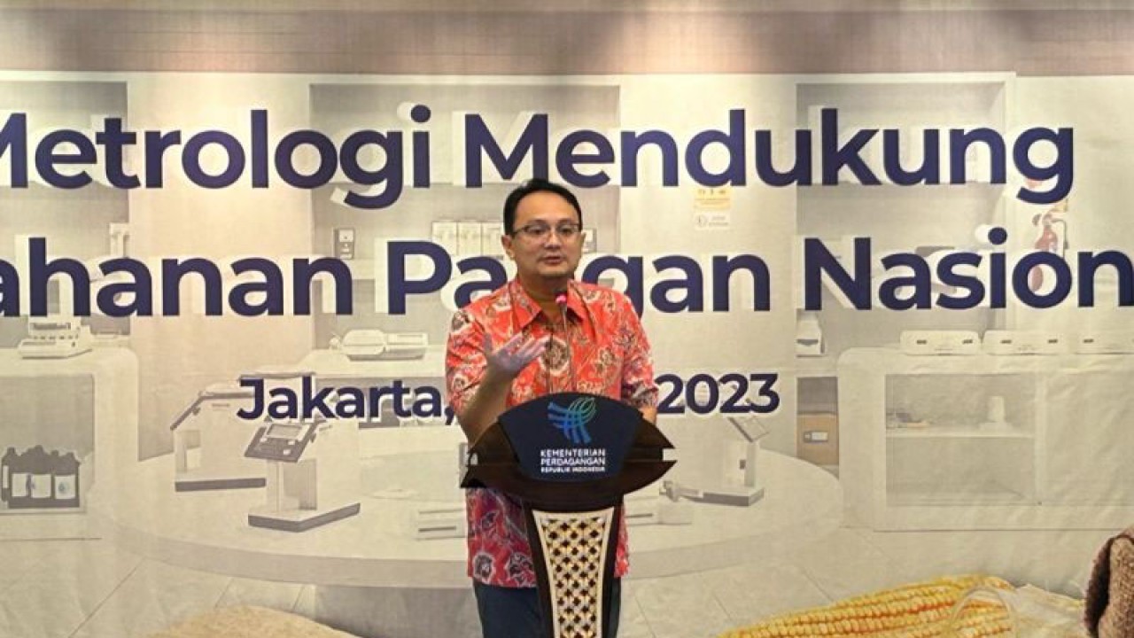 Wakil Menteri Perdagangan (Wamendag) Jerry Sambuaga saat menghadiri seminar "Metrologi Dukung Ketahanan Pangan" di Jakarta, Selasa (23/5/2023). ANTARA/Maria Cicilia Galuh