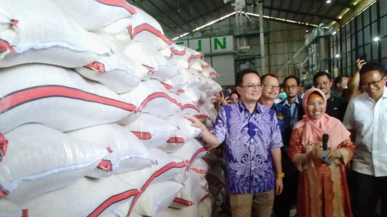 Wakil Menteri Perdagangan, Jerry Sambuaga (paling kiri). (ANTARA/Ali Khumaini)