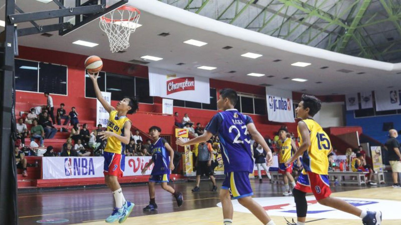 Jr. NBA 3v3 Indonesia yang digelar di Jakarta pada Mei 2023. (ANTARA/HO/NBA Indonesia)
