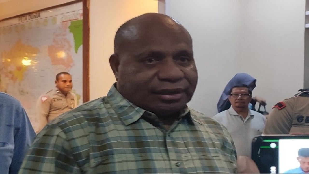Kapolda Papua Irjen Polisi Mathius Fakhiri. (ANTARA/Evarukdijati)