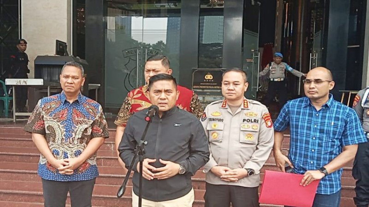 Kapolda Metro Jaya Irjen Pol Karyoto saat konferensi pers di Polda Metro Jaya, Minggu (28/5/2023) ANTARA/Ilham Kausar