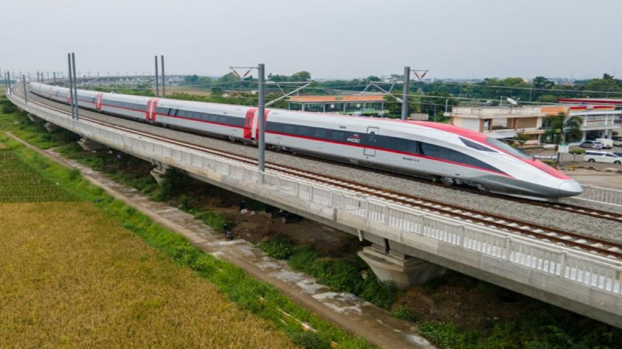 Kereta Api Cepat Jakarta Bandung (KCJB). ANTARA/HO-KCIC