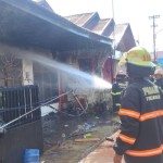Kebakaran landa kawasan padat penduduk di Siteba Padang-1685012746