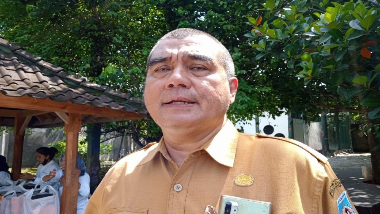 Kepala Dinas Kesehatan Kota Mataram dr Usman Hadi. (ANTARA/Nirkomala)