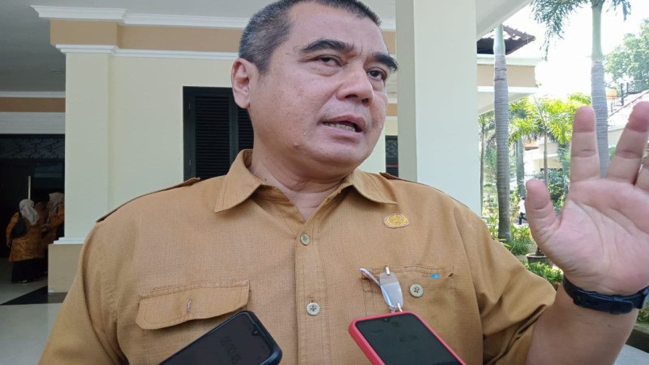 Kepala Dinas Kesehatan Kota Mataram dr Usman Hadi. (ANTARA/Nirkomala)