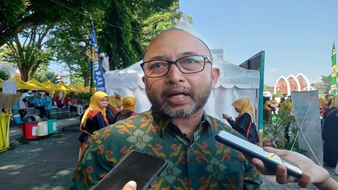 Kepala Dinas Pariwisata (Dispar) Kota Mataram H Nizar Denny Cahyadi. (ANTARA/Nirkomala)