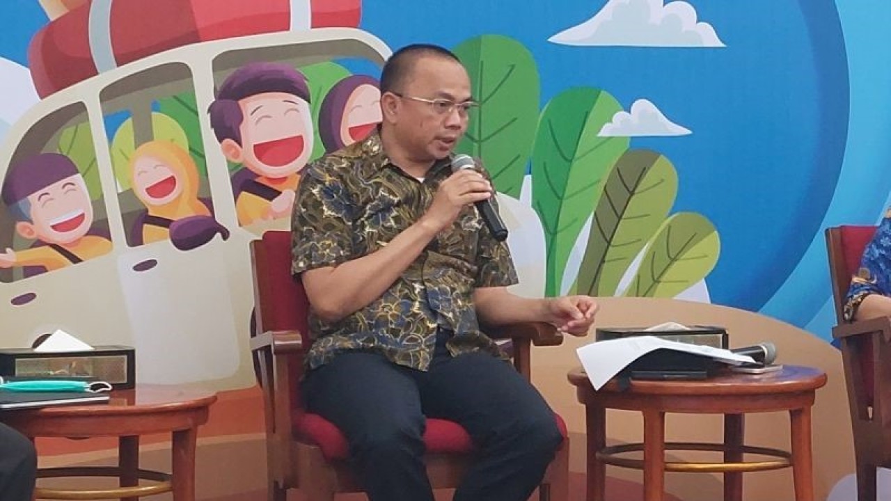Kepala Dinas Perhubungan Jawa Barat, A Koswara Hanafi. ANTARA/Ajat Sudrajat.