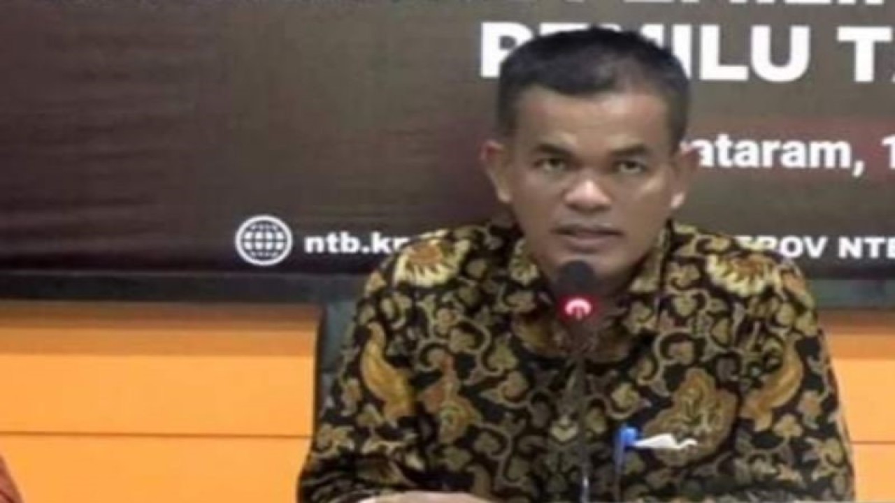 Ketua KPU Nusa Tenggara Barat (NTB) Suhardi Soud. (ANTARA/Nur Imansyah).