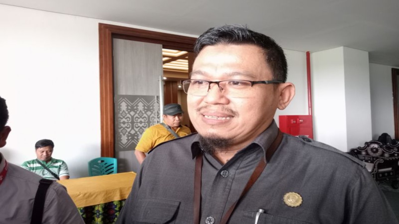 Ketua Tim Survei Rumah Tanggal BPS NTB, Arief Chandra Setiawan (ANTARA/Akhyar)