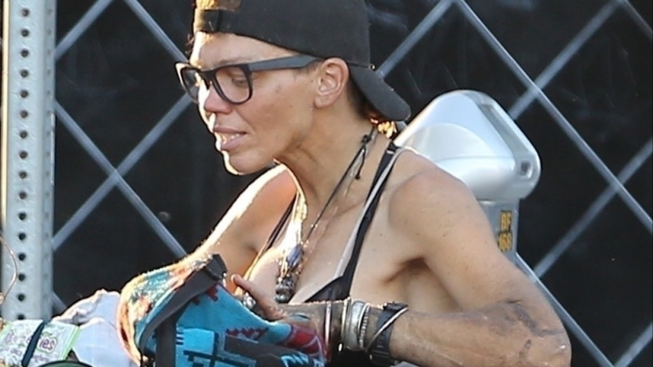 Eks Model Loni Willison/Instagram