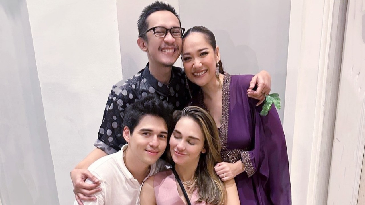 Potret kedekatan Luna Maya dan Maxime Bouttier bersama Aming serta BCL/Instagram