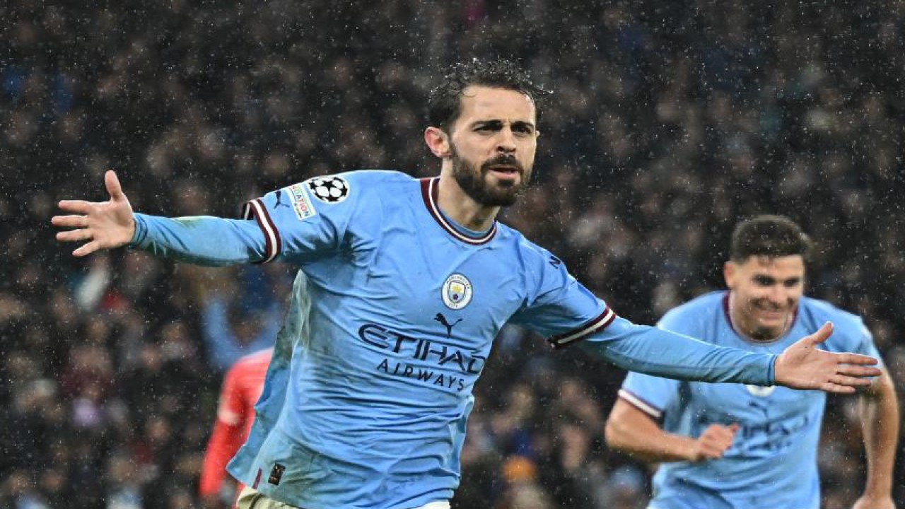 Gelandang Manchester City asal Portugal Bernardo Silva (Photo by Oli SCARFF / AFP) (AFP/OLI SCARFF)