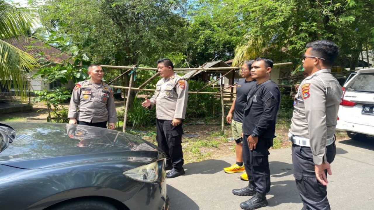 Anggota Polda NTB bersama Polres Lombok Tengah saat mapping rute balap sepeda di Mandalika (ANTARA/Humas Polres Lombok Tengah)