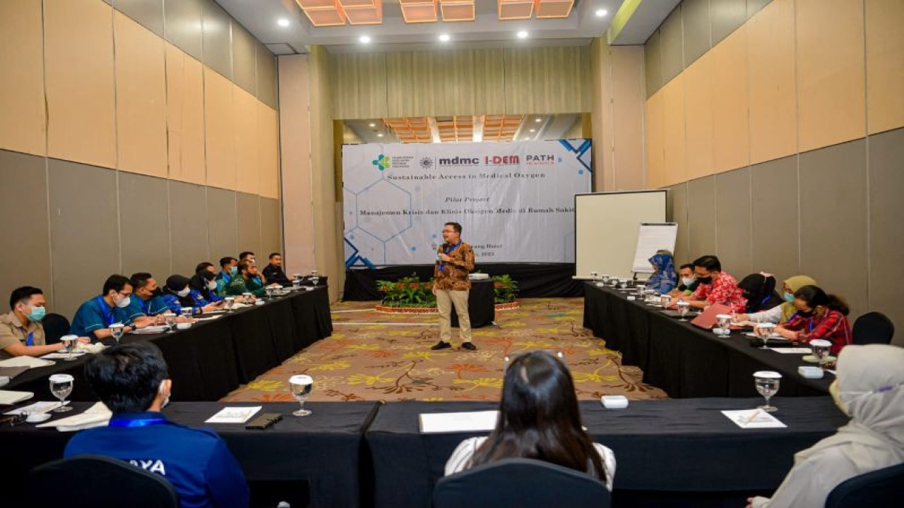 Pelatihan Manajemen Krisis dan Klinis Oksigen di Rumah Sakit yang digelar Muhammadiyah Disaster Management Center bagi pekerja rumah sakit di Jawa Tengah. (ANTARA/HO-MDMC)